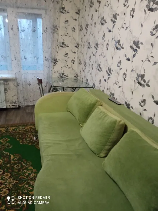 посуточно 2-х комн. квартира 🌇центр прибытия в город донецк, южный автовокзал. цирк оцкб📍 ✅с ремонтом мебелью и бытовой техникой полностью укомплектована!!!💯 ✅все что вам понадобиться все есть!!!💯 тв плазма домашний кинотеатр холодильник машинка автомат духовой шкаф электрический чайник микроволновая печь кондиционер 4 спальных места вода горячая интернет wi-fi. 👍отличное месторасположение дома рядом вся инфраструктура супермаркет банк остановки общественного транспорта парк щербакова оцкб!!! 💰цена 3000 ₽ 💐 буду рада вас встретить!!! 📲☎️+79494307494 хозяйка подписаться | дать объявление - фотография - 3