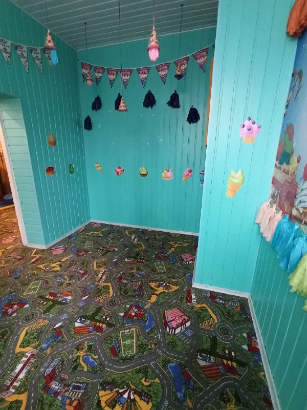 долгосрочная аренда помещения! город макеевка, центрально-городской р-н, 22 линия, ул. орджоникидзе ориентир: пожарка, детская больница особенности объекта: - площадь 90 кв. м. ; -2 комнаты; - окна металлопластиковые с роллетами; - металлические двери; - места для парковки авто. стоимость: 40 000 р. в месяц + услуги агентства 40 000 р. единоразово. просмотр в любое удобное время валентин +7949 554 15 98 telegram ▪️ недвижимость большого харцызска 👈 подписаться ▪️ разместить объявление ▪️ обсудить - фотография - 5