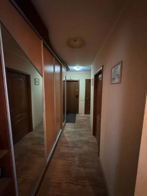 продам 3-х комнатную квартиру 🌇город макеевка, центр, 6 микрорайон. 📍 💦вода круглосуточно! ✅общая пл... - фотография