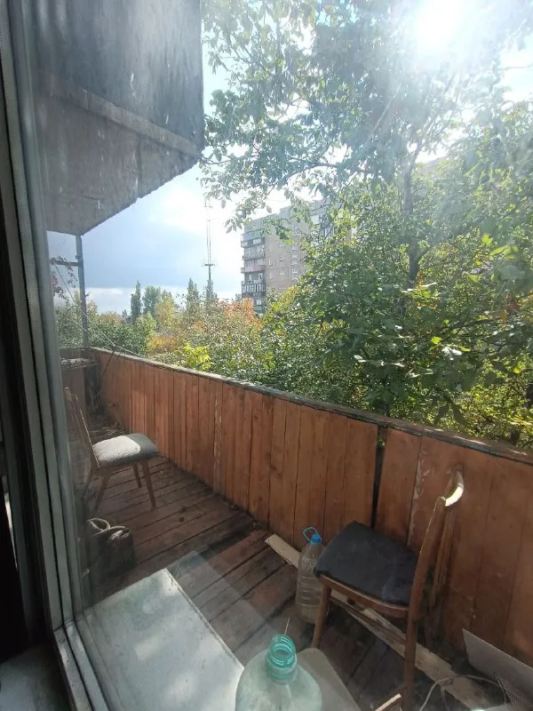 аренда двухкомнатной квартиры 🌇днр, город макеевка. восточный, ул. курская. 📍 ✅площадь 50 м2. 💦 вода по графику ✅ этаж 3/9 ✅ водонагревательный бак ✅ большой балкон ✅ хорошие соседи ✅ м. .. kground-image:url('//telegram. org/img/emoji/40/e29d97.png')">❗️ все необходимое для жизни есть ✅развитая инфраструктура остановка, школа, рынок, магазины, парковка, все находится рядом с домом. до центра 10 мин на автобусе. 💰цена 15.000 ₽ + к/у + агентские 📲☎+7949-416-89-33 евгений ан терем подписаться | дать объявление - фотография - 5