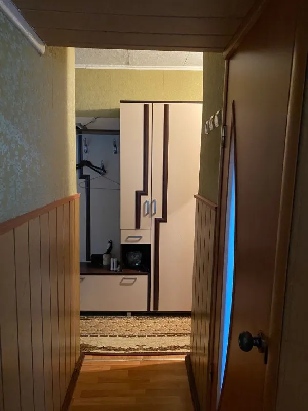 ‼️продажа квартиры‼️ 🏡продажа комнатная квартира г. Енакиево днр пгт карло-марксово, ул. Юбилейная ✅этажность–5/5 жилого дома ✅общая площадь–45.9 м2 ✅крыша не течёт жилое состояние пластиковые окна ✅железная входная дверь рядом остановка общественного транспорта, магазины, детский садик, школа 🧾документы готовы 🔥собственник 💴цена: 1🍋300.000 рублей ☎️+7(949) 485-97-71 недвижимость днр - фотография - 6