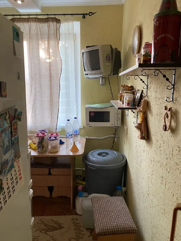 ‼️продажа квартиры‼️ 🏡продажа комнатная квартира г. Енакиево днр пгт карло-марксово, ул. Юбилейная ✅этажность–5/5 жилого дома ✅общая площадь–45.9 м2 ✅крыша не течёт жилое состояние пластиковые окна ✅железная входная дверь рядом остановка общественного транспорта, магазины, детский садик, школа 🧾документы готовы 🔥собственник 💴цена: 1🍋300.000 рублей ☎️+7(949) 485-97-71 недвижимость днр - фотография - 8