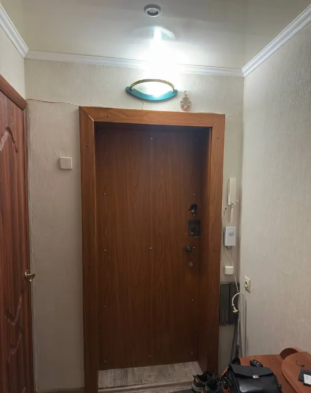 Срочная продажа двухкомнатной квартиры 🌇донецк, центр, ворошиловский район, пр. Дзержинского 📍 ✅1 эт... - фотография