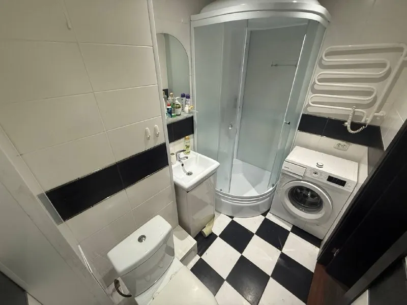 Продам двухкомнатную квартиру 🌇красногвардейский р-н мкр. Калининский 2📍 квартира с ремонтом❗️ 📑документы готовы к сделке собственник в городе ❗️ 📍удобная транспортная развязка в 3-х минутах от мотеля 👍квартира после ремонта, отличное состояние ✅заменены все коммуникации ✅новая проводка ✅изолированные комнаты ✅установлена водонакопительная система ✅в шаговой доступности есть все необходимое для жизни: супермаркеты, детский садик 💰цена: 4.400.000 ₽ торг❗️ 📲☎️ +79493005543 подписаться  |  дать объявление - фотография - 8