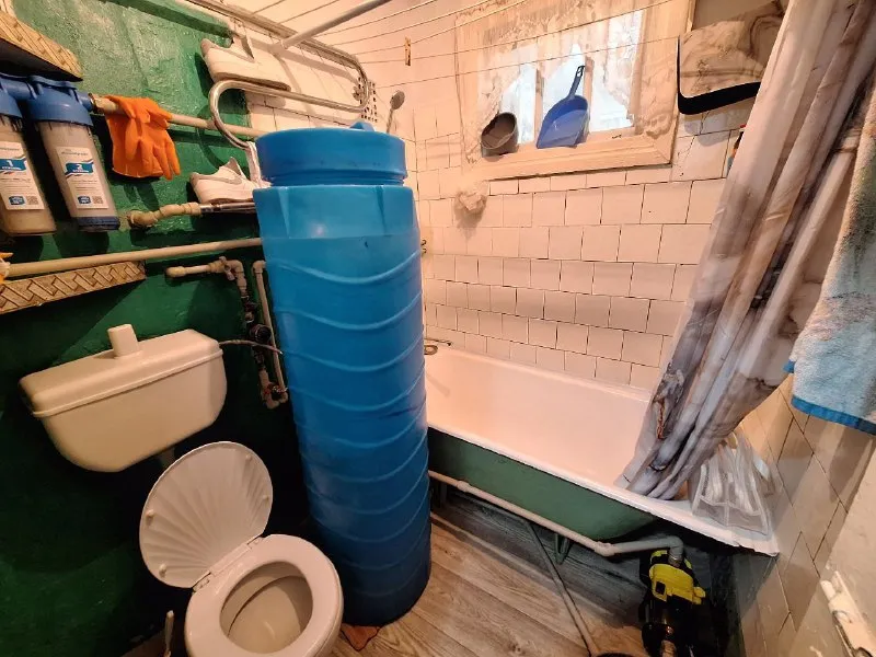 ‼️аренда квартиры‼️ 🏡сдам 1-однокомнатную квартиру от собственника на длительный срок г. Харцызск днр центр города б-р полупанова ✅не военным в квартире имеется холодильник, 2 телевизора, стиральная машина, wi-fi, накопительный бак 200 литров ✅вода через день ‼️долгосрочная аренда‼️ 💴цена: 19.000 т. Р. + квитанции, залог 1 месяц ☎️+7(949) 482-20-95 ☎️+7(996) 517-20-20 вацап 📨подписаться - фотография - 6