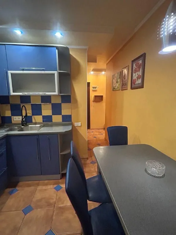 Продажа 3 комнатной квартиры 🌇ленинский р-н, ул. Скляренко📍 ✅квартира с ремонтом 💦вода круглосуточно💦 ✅площадь 55,2 ✅3 этаж из 9 👍отличное состояние капитальный ремонт🛠️ заходи и живи❗️ - фотография - 5