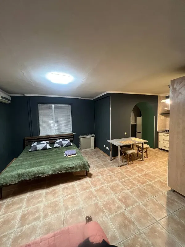 посуточно квартира студия в самом центре города ворошиловский район! со всеми удобствами, автономным... - фотография