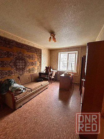 Продам 3х-комнатную квартиру 🌇донецк, кировский р-н, ул. Терешковой 31, ориентир 27 больница. 📍 ✅этажность 2/9, общая площадь 69 м2. ✅этаж квартиры — отличный, а сама квартира тёплая. ✅состояние квартиры жилое, фото реальные. ❗в непосредственной близости от дома находятся магазины, школа, кафе и больница. Также поблизости доступны различные службы доставки и иные удобства. 📑документы рф, готовы к сделке! Долгов нет, прописанных на момент сделки-нет! 💰цена: 4 300 000 ₽ + агентские, хороший торг от хозяев после просмотра объекта реальному покупателю! Быстрая сделка! 📲☎+79494706765 андрей ан подписаться | дать объявление - фотография - 3