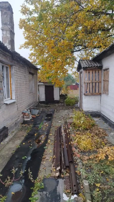 ‼️продажа дома‼️ 🏡продаётся дом г. донецк днр петровский район ✅общая площадь дома 82 м2 ✅жилая–67 м2 🏡участок–9.5 соток земли 🔥собственник 💴цена: 2🍋200.000 рублей ☎️+7(949) 458-77-92 📨подписаться - фотография - 3