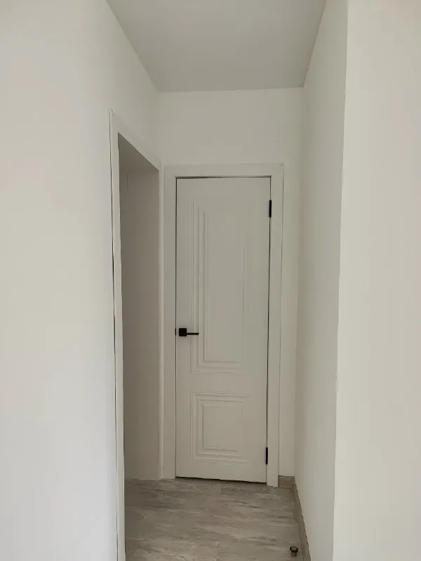 🔑продается 3 комн. Квартира. ‼срочно‼ ‼цена снижена: 4 650 000 рублей. ‼ ‼документы готовы‼ - г. Харцызск - трубная сторона - ул. Патона - 2 эт. 2 эт. Кирпичного дома - s=54 m2. Квартира после ремонта, не кто не жил, не угловая и очень теплая, санузел совмещен, из зала две спальни, глубокая кладовая, окна, трубы и канализация заменены, новая проводка, пол- ламинат, натяжные потолки, входные и межкомнатные двери новые, заменена сантехника, горячая вода - бойлер, в подвале накопительный бак с насосом на 250 литров, счетчики на свет, воду и газ. Во дворе сарай с подвалом. Цена: 4 650 000 рублей. ☎тел. +7 (949) 331-92-15 анна 📞 тел. +7 (900) 185-49-85 (tele2) +7 949 331 92 15 (whatsapp, telegram. ) ▪️ недвижимость большого харцызска 👈 подписаться ▪️ разместить объявление ▪️ обсудить - фотография - 8