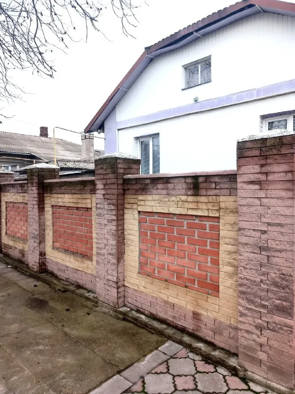 Продажа дома ленинский район рынок, , соловки, , материал дома кирпич,92 м²,8 соток земли. В доме сд... - фотография