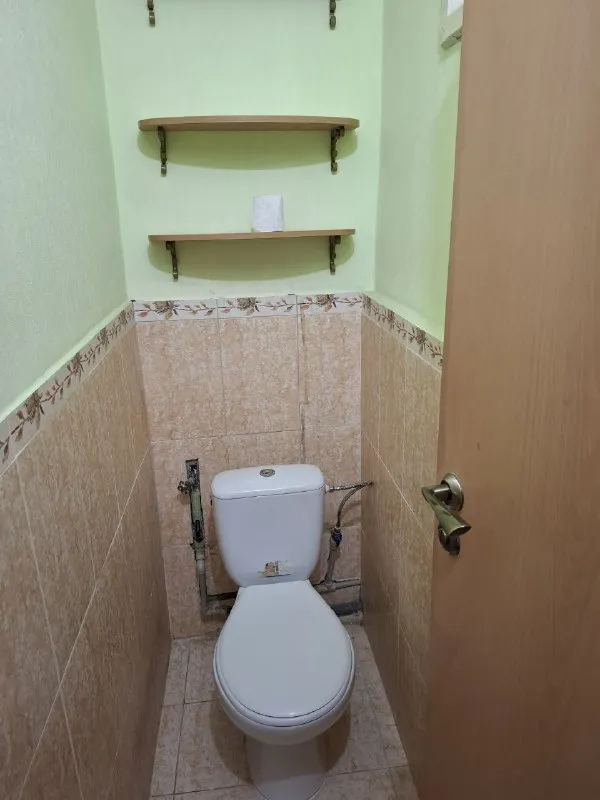 Срочная продажа❗️ двухкомнатная квартира  🌇донецк, киевский район донецк сити, ул. Артема 📍 🔥по супер цене! ✅этаж 5/9  ✅квартира с современным ремонтом, полностью укомплектована мебелью и быттехникой, идеально под аренду! 🏙красивый вид на город! 👍огромная лоджия на всю ширину квартиры! ✅квартира очень теплая! 🎁все полностью остаётся, заходи, живи! Благоустроенный чистый двор. Отличная инфраструктура! 💰цена 5 млн. Без торга. . 📲☎️+79493389894 ан евгения подписаться | дать объявление - фотография - 10