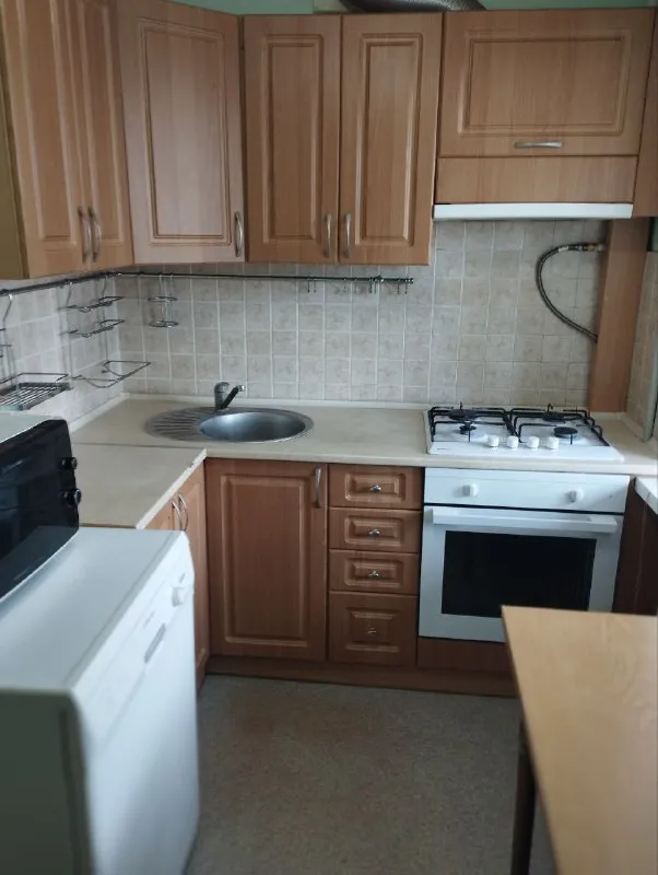 Срочная продажа❗️ двухкомнатная квартира  🌇донецк, киевский район донецк сити, ул. Артема 📍 🔥по супер цене! ✅этаж 5/9  ✅квартира с современным ремонтом, полностью укомплектована мебелью и быттехникой, идеально под аренду! 🏙красивый вид на город! 👍огромная лоджия на всю ширину квартиры! ✅квартира очень теплая! 🎁все полностью остаётся, заходи, живи! Благоустроенный чистый двор. Отличная инфраструктура! 💰цена 5 млн. Без торга. . 📲☎️+79493389894 ан евгения подписаться | дать объявление - фотография - 9