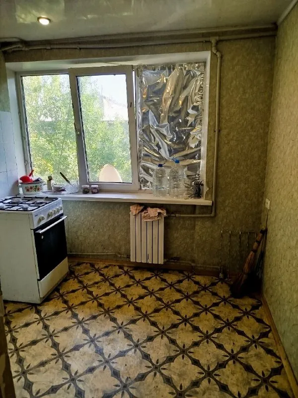 ‼️продажа квартиры‼️ 🏡продам двухкомнатную квартиру г. Донецк днр 🌇куйбышевский р-н микрараен октябрьский ✅этажность–5/5 жилого дома ✅квартира не угловая крыша поменяна ✅рядом детский садик, школа, рынок, 21 больница, остановка общественного транспорта 🔥собственник 💴цена 3🍋000.000 рублей ☎️+7(949) 419-04-95 татьяна 📨подписаться - фотография - 5