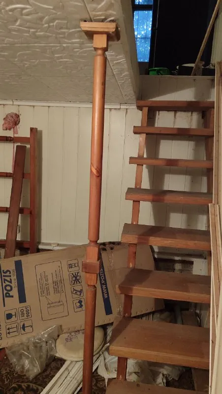 ‼️продажа квартиры‼️ 🏡продам комнатная квартира г. харцызск днр 🗺ориентир магазин рассвет ✅этажность–1/5 жилого дома ✅высокий цоколь на окнах решётки имеется подвал ✅установлена бронированная входная дверь 📃документы готовы 🔥собственник 💴цена: 2🍋500.000 рублей ☎️+7(949) 325-18-73 📨подписаться - фотография - 5