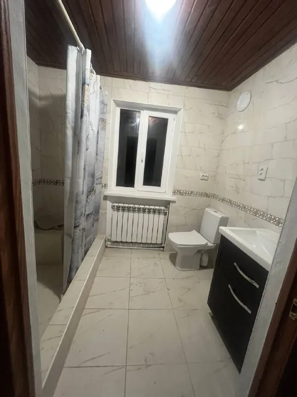 продается частный 🏡 дом продажа от собственника❗️ 🌇донецк, площадь буденного📍 ✅отопление электрическое, есть везде теплый пол, ⚡️ 380вт 🌳 огород, 🍎сад, 🅿 гараж 💰стоимость 6,5 мон. ₽ 📲☎️+79494197895 подписаться | дать объявление - фотография - 5