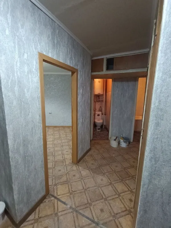 Продам двухкомнатную квартиру 🌇макеевка, восточный-2.📍 ❗️квартира под ремонт 45 м2. 📍хорошее местора... - фотография