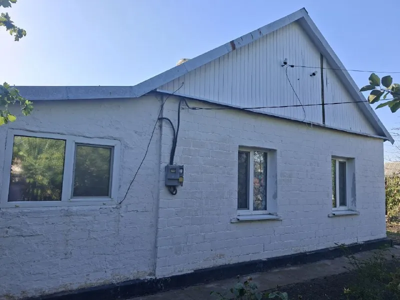 🅰️🅰️🅰️🅰️🅰️🅰️ 🅰️🅰️🅰️ продам газифицированный дом в с. марьяновка, старобешевский м. о. площадь 59 кв.... - фотография