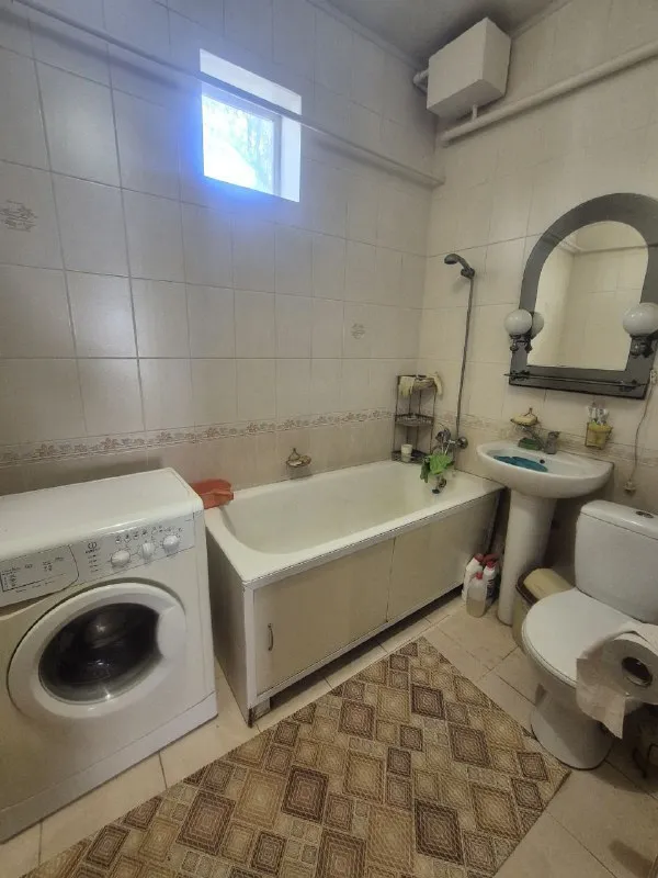 ‼️срочная продажа, цена снижена в связи с выездом  ‼️ 🏡продам газифицированый добротный  частный дом 🌇г. донецк ор-р ж/д вокзал📍 💰цена: 6.000.000 ₽ ⛽дом с газом  для большой и дружной семьи! 🌎общая площадь дома 120 кв м ²,5 сот приватизированой земли. ✅дом шпальный обложен кирпичом, сделана стяжка. - фотография - 10