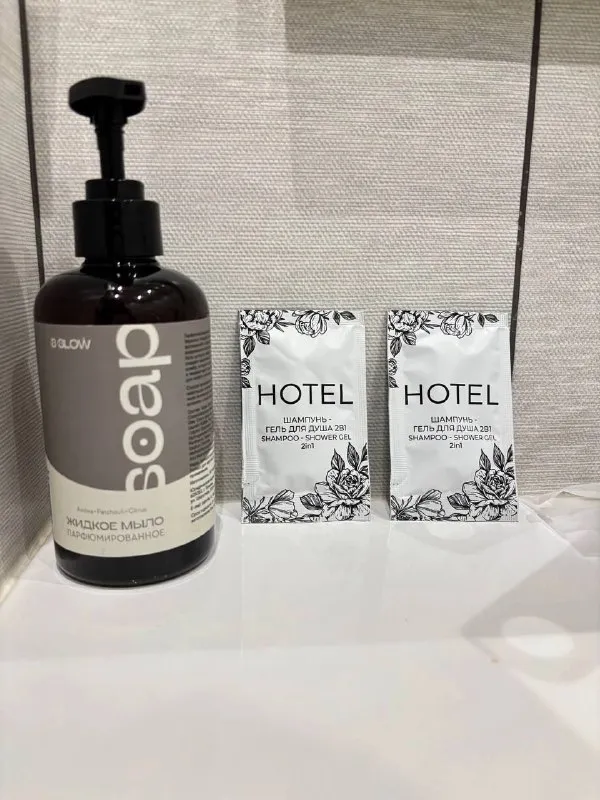 посуточно 1-комнатная квартира вместимостью до 3-х человек. 🌇днр, город макеевка📍 🔥открыта бронь на новогодние праздники 🎉 💧есть накопительные баки. 📍червоногвардейская ас (автостанция) - 5 минут пешком, рынок гвардейка, универмаг- 2 минуты пешком, магазин молоко, атб - 2 минуты пешком, больница №5 -13 минут пешком, донецк, ас центр (яма), ав южный, континент - 25-30 минут на авто, донецк, донбасс арена - 19 минут на авто, макеевка, ас плеханова, пассаж - 20 минут на авто, ✅остановки общественного транспорта в шаговой доступности. ... еление! при заселении необходим паспорт совершеннолетнего арендосъемщика. 🚫 курение в квартире запрещено! разрешено только на балконе. ✅залоговая сумма возвращается после уборки. 💰стоимость: 3500 руб/сутки от 10 суток аренды, 4000 руб/сутки от 3х суток аренды, 4500 руб/сутки при проживании до 3х суток. забронировать можете по тел. 📲☎️+79494413105 наталья подписаться | дать объявление - фотография - 6