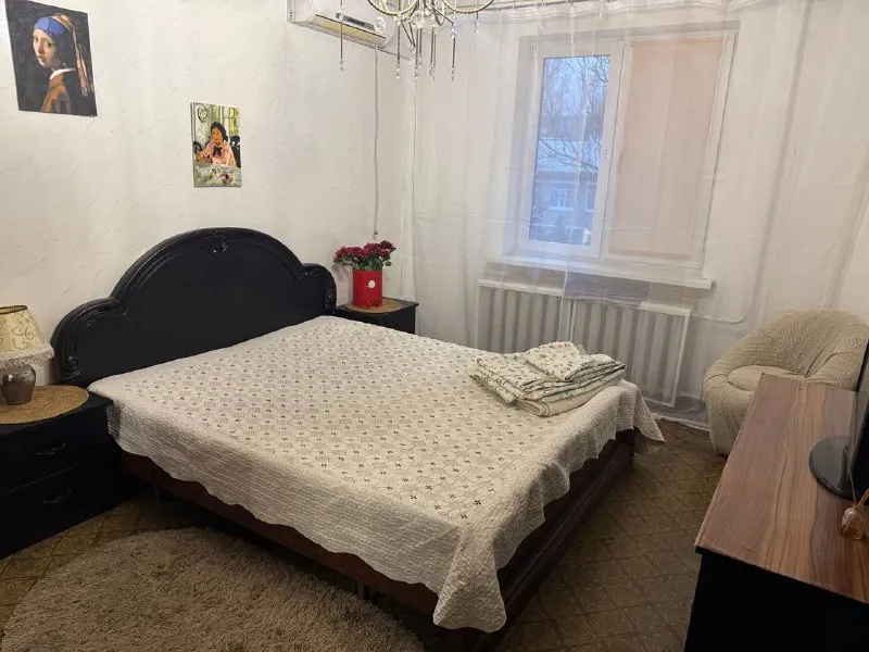 сдаётся посуточно квартира 🌇донецк, будённовский район (тихий, не обстреливаемый р-н) 📍 🎄принимаем б... - фотография