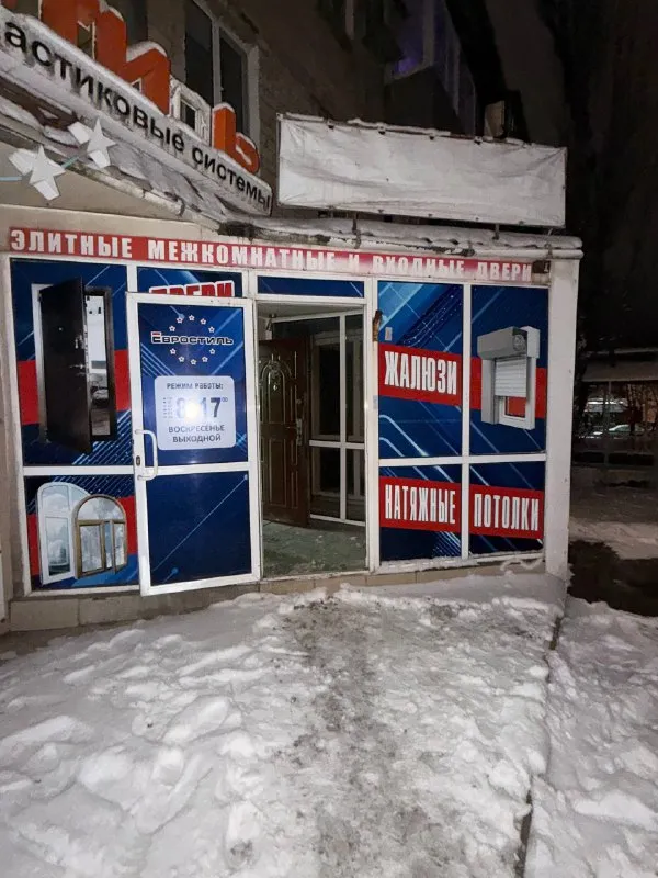 аренда коммерческое помещение город торез, ул поповича 1 этаж 33 квадрата +79493813041 - фотография - 2