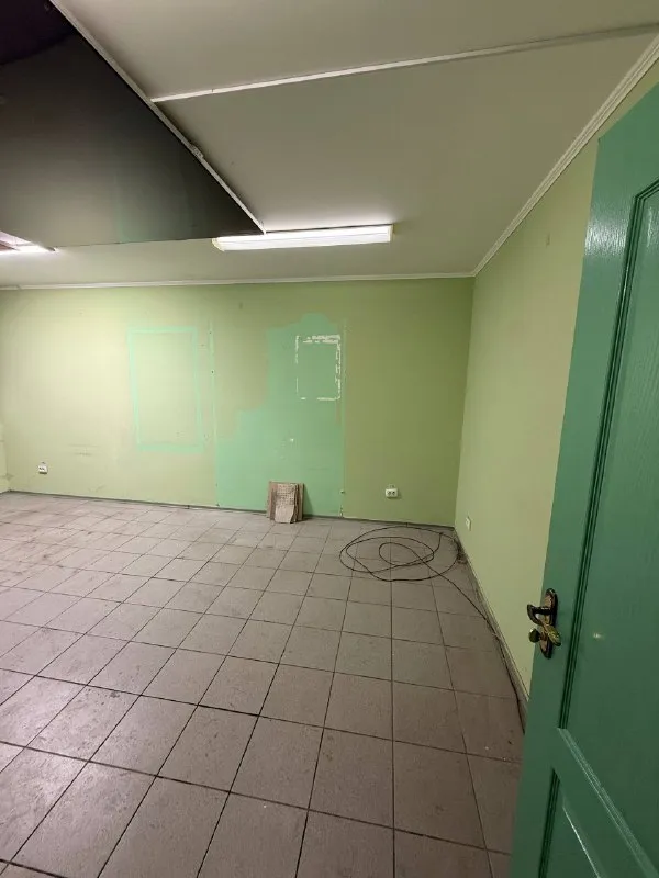 аренда коммерческое помещение город торез, ул поповича 1 этаж 33 квадрата +79493813041 - фотография - 7