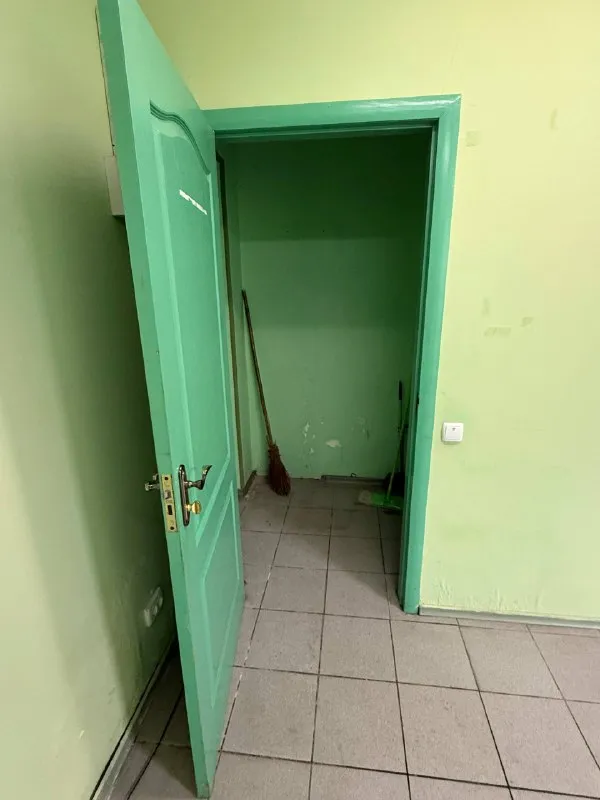 аренда коммерческое помещение город торез, ул поповича 1 этаж 33 квадрата +79493813041 - фотография - 8