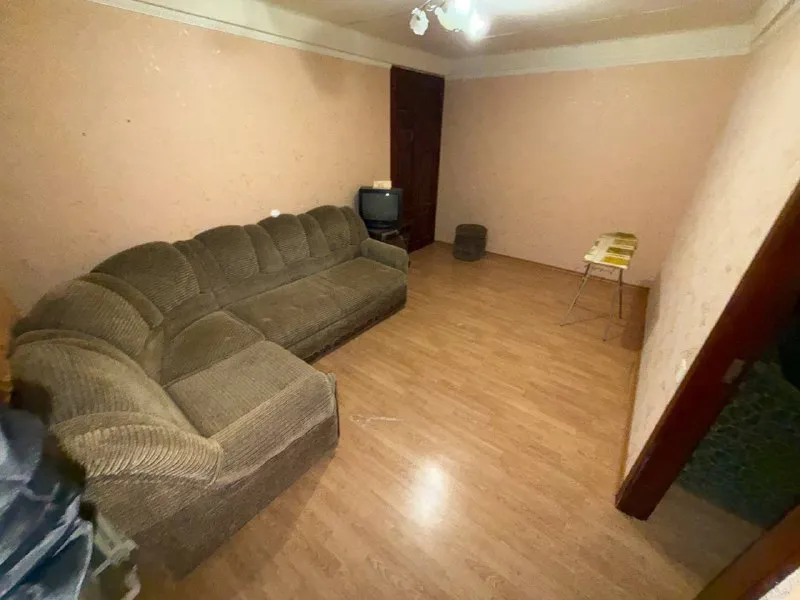 ☎️+79490370636 ☎️+79495059339 ‼️ продам 2 ком. Кв. , киевский район - трк донецк сити ! Ул. Университетская 104! Документы готовы ! ‼️документы готовы‼️ состояние квартиры заходи и живи 📌в квартире сделан косметический ремонт 📌вода согласно графику! 📌квартира тёплая 📌установлены пластовые окна. Этаж 2/5 насыщенная инфраструктура: -трк донецк сити - детские сады - школы - продуктовые магазины - супермаркет остановки маршрутного такси в шаговой доступности. ‼️ стоимость 4.500.000‼️ ‼️реальному клиенту реальный торг ‼️ ☎️ +79490370636 ☎️+79495059339 - фотография - 2