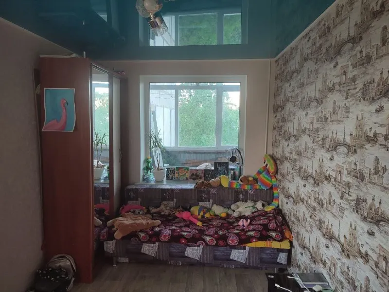 🏡продажа трёхкомнатной квартиры от собственника 🗺г. Донецк днр 🌇пролетарский р-н ул. Прожекторная, возле кафе бирстаун ✅этажность–6/9 жилого дома ✅рядом магазины, школы, садик автостанция, водоём ✅квартира очень тёплая, незаконченный ремонт -туалет, ванная, прихожая стены выровнены ✅все комнаты разделены балкон, огромная лоджия мебель и техника остаётся вода по графику 📃документы готовы 🔥собственник ✅риелторам просьба не беспокоить 💴цена: 6🍋300.000 рублей небольшой торг‼️ ☎️+7(949) 323-03-59 светлана недвижимость днр - фотография - 4