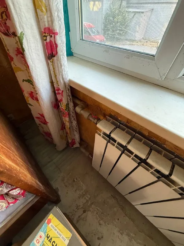 Продам двухкомнатную квартиру 🌇донецк, киевский район - партизанский 48📍 ✅1 этаж пятиэтажного дома 📑документы готовы ✅общая площадь 50 кв. М 💦вода согласно графику ✅квартира тёплая ✅установлены пластовые окна. Насыщенная инфраструктура: - детские сады, школы - продуктовые магазины - супермаркет остановки маршрутного такси в шаговой доступности. 💰стоимость 2 500 000 руб. 🔥 реальному клиенту торг 📲☎️ +79490370636 подписаться | дать объявление - фотография - 5