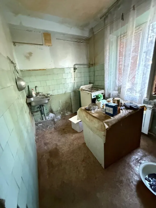 Продам двухкомнатную квартиру 🌇донецк, киевский район - партизанский 48📍 ✅1 этаж пятиэтажного дома 📑документы готовы ✅общая площадь 50 кв. М 💦вода согласно графику ✅квартира тёплая ✅установлены пластовые окна. Насыщенная инфраструктура: - детские сады, школы - продуктовые магазины - супермаркет остановки маршрутного такси в шаговой доступности. 💰стоимость 2 500 000 руб. 🔥 реальному клиенту торг 📲☎️ +79490370636 подписаться | дать объявление - фотография - 6