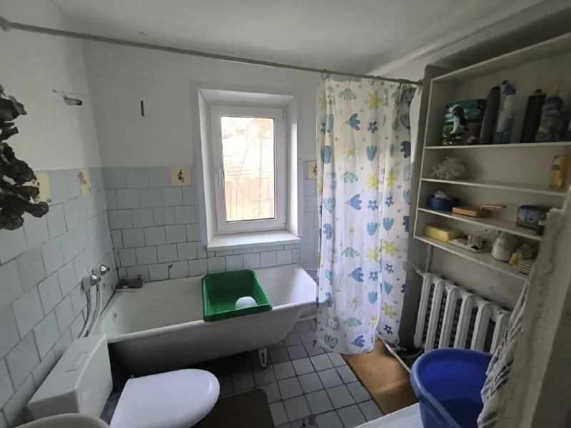 Продам квартиру на земле 🌇донецк, калининский район - покровский храм, улица ярослава галана📍 📑документы готовы, прописанных нет‼️ 💦вода согласно графику ✅общая площадь дома 50 кв м ✅участок 3 сотки ✅все коммуникации: ⛽газ, вода, канализация установлены пластиковые окна - фотография - 8