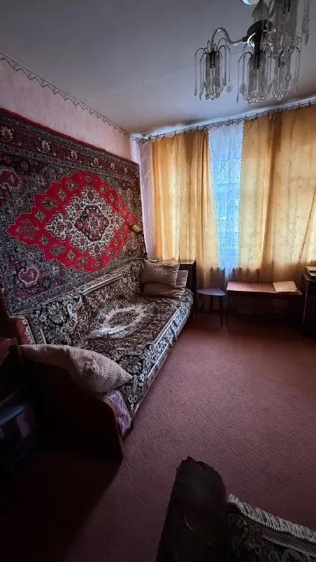 🏡продаётся комнатная квартира г. макеевка днр 🗺посёлок красная звезда ✅этажность–1/2 жилого дома ✅общая площадь–31 м2 ✅под ремонт есть погреб 💧вода по графику остановка общественного транспорта рядом с домом 📃документы готовы 🔥собственник 💴цена: 1🍋250.000 рублей ☎️+7(949) 393-47-13 📨подписаться - фотография - 4