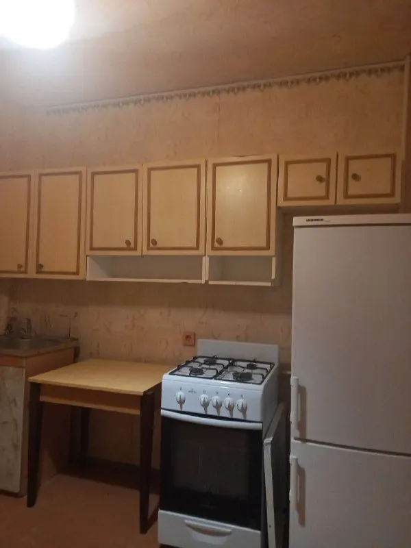 Сдам двухкомнатную квартиру 🌇донецк, кировский район- мкр широкий, ул. Козыря📍 💦вода 24/7 📷фото не качественные - лучше смотреть в живую ❗️ ✅квартира полностью укомплектована всем необходимым для комфортной жизни ✅комнаты раздельные ❄кондиционеры 👍раздельный санузел 📍рядом вся необходимая инфраструктура: магазины, супермаркеты, кафе и рестораны, школа, садик ✅прекрасная транспортная развязка в любую точку города - остановка транспорта в пешей доступности 📲☎️ +79490404189 подписаться | дать объявление - фотография - 5