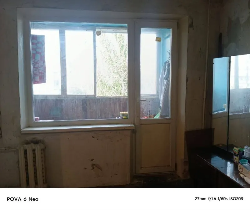 продажа 3х комнатной квартиры 🌇донецк, в куйбышевском районе донецка, тц галактика - sportmax, ул. словацкая📍 ✅7 этаж - девятиэтажки 📑документы готовы к сделке, прописанных нет собственник в донецке‼️ ✅квартира теплая, окна пластик ✅коммуникации частично поменяны (стояки пластик) ❗️требуется ремонт насыщенная инфраструктура: - sportmax ; тц галактика ; - детские сады; школы; - продуктовые магазины; - супермаркет 👌развитая транспортная развязка в любую точку города. остановки маршрутного такси в шаговой доступности. 💰цена снижена 4 000 000 ₽ реальному клиенту торг 👀показ в любое время 📲☎️+79495138558 подписаться  |  дать объявление - фотография - 5