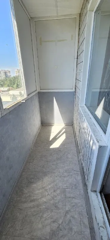 🏡продам однокомнатную квартиру г. Донецк днр 🌇кировский р-н 🗺мкрн текстильщик, ул. Петровского 103 ✅этажность–9/9 жилого дома ✅общая площадь–37 м2 ✅жилая–18 м2 ✅кухня–9 м2 ✅рядом рынок, магазины и остановка общественного транспорта 📃документы готовы 🔥собственник 💴цена: 2🍋500.000 рублей ☎️+7(949) 315-31-67 📨подписаться - фотография - 4