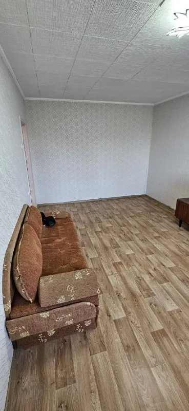 🏡продам однокомнатную квартиру г. Донецк днр 🌇кировский р-н 🗺мкрн текстильщик, ул. Петровского 103 ✅этажность–9/9 жилого дома ✅общая площадь–37 м2 ✅жилая–18 м2 ✅кухня–9 м2 ✅рядом рынок, магазины и остановка общественного транспорта 📃документы готовы 🔥собственник 💴цена: 2🍋500.000 рублей ☎️+7(949) 315-31-67 📨подписаться - фотография - 6