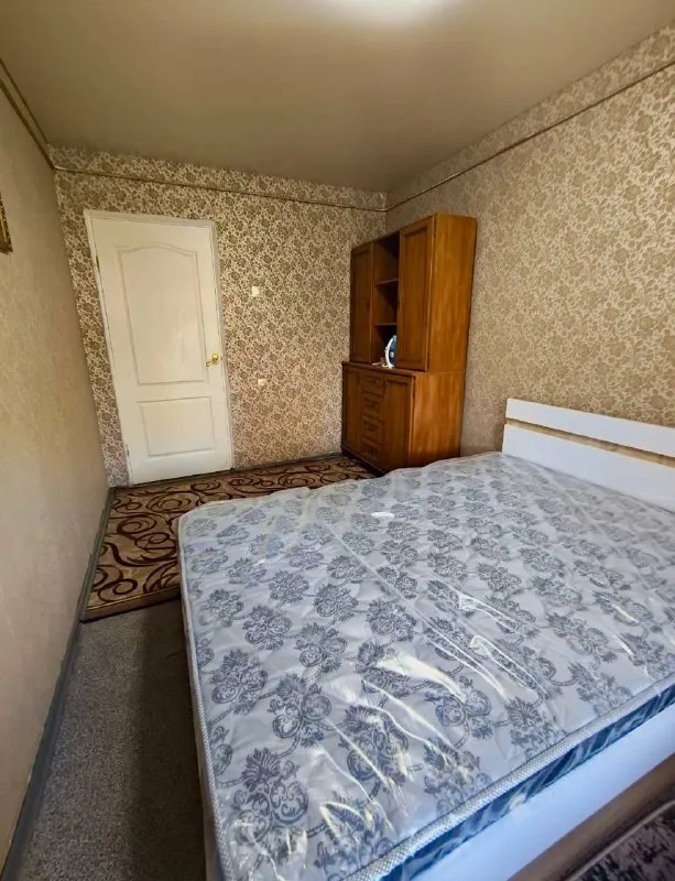 🏡аренда двухкомнатной квартиры г. Донецк днр 🌇киевский район ✅ориентир: шахтерская площадь ✅сдам квартиру со всей мебелью и техникой сроком более 6 месяцев для семьи с ребенком, мужчины итр ✅кондиционер, бойлер, гардеробная комната, тв -проэктор ✅лоджия лаундж- зона 2 лифта парковка ✅накопительная система воды на 400 л 💴цена: 35.000руб + комуслуги. ☎️+7(949)419-42-08 📨подписаться - фотография - 8