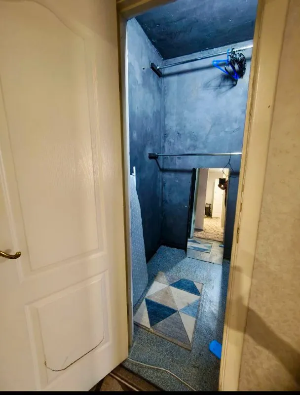 🏡аренда двухкомнатной квартиры г. Донецк днр 🌇киевский район ✅ориентир: шахтерская площадь ✅сдам квартиру со всей мебелью и техникой сроком более 6 месяцев для семьи с ребенком, мужчины итр ✅кондиционер, бойлер, гардеробная комната, тв -проэктор ✅лоджия лаундж- зона 2 лифта парковка ✅накопительная система воды на 400 л 💴цена: 35.000руб + комуслуги. ☎️+7(949)419-42-08 📨подписаться - фотография - 9