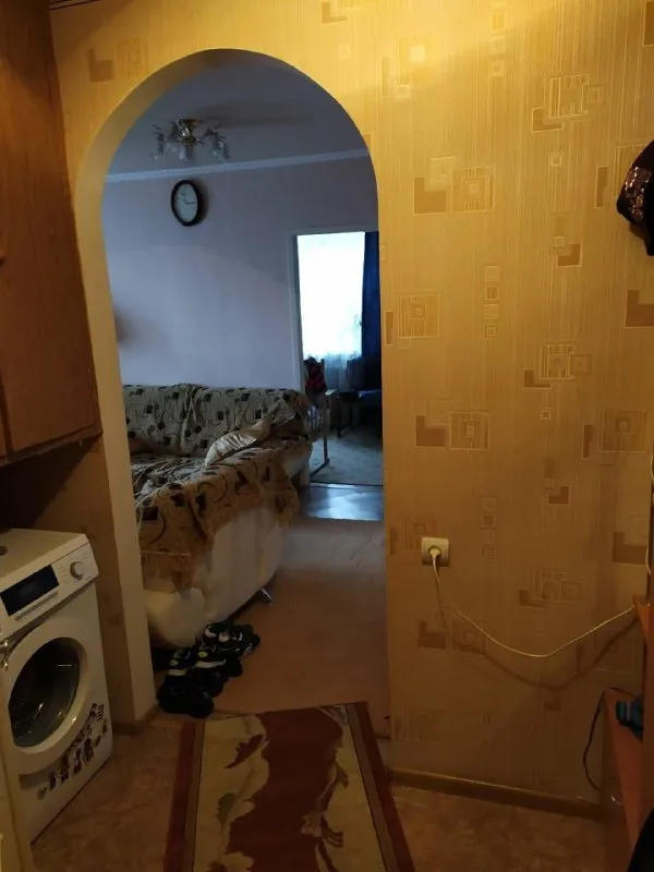 🏡продам двухкомнатную квартиру 🌇город: енакиево днр 🗺ориентир: остановка карина • квартира находится на втором этаже • рядом магазины, спортивный комплекс, парк вознесенского, школа, детский садик и остановка общественного транспорта 📃документы готовы 🔥собственник 💴цена: 1🍋900.000 рублей ☎️+7(949) 360-11-91 📨подписаться - фотография - 6