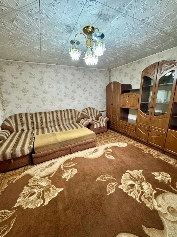 Продаётся уютный жилой дом 🏡 🌇г. Мариуполь, в ильичёвском районе, улица надгорная 📌 ✅дом площадью 61,9 м2 ⛽проведён газ (обеспечивает экономичное отопление и удобство в быту) ✅ровный участок ✅дом в хорошем состоянии, продается с мебелью и техникой 📑 документы зарегистрированы в ростреестре, готовы к сделке👌 - фотография - 2