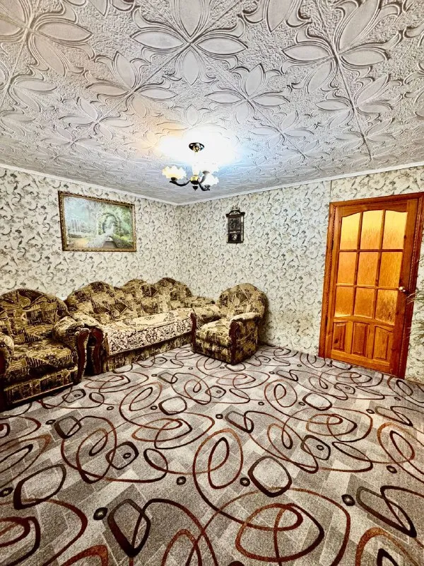 Продаётся уютный жилой дом 🏡 🌇г. Мариуполь, в ильичёвском районе, улица надгорная 📌 ✅дом площадью 61,9 м2 ⛽проведён газ (обеспечивает экономичное отопление и удобство в быту) ✅ровный участок ✅дом в хорошем состоянии, продается с мебелью и техникой 📑 документы зарегистрированы в ростреестре, готовы к сделке👌 - фотография - 3