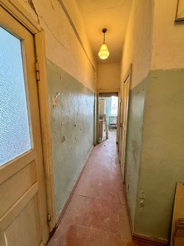 Продажа двухкомнатной квартиры 🌇мариуполь, ул. Победы, д. 48📍 ✅2-й этаж трёхэтажного дома ✅общая площадь: 44,6 м², просторные потолки высотой 2,9 м. 🔨 ремонт: обновляйте квартиру по собственному дизайну! ✅ установлены современные алюминиевые радиаторы отопления ✅новые качественные стеклопакеты пвх ✅ замены. .. Telegram. Org/img/emoji/40/f09f9391.png')">📑документы готовы к сделке 💰цена квартиры: 3 300 000 ₽ 📲☎️+7 (949) 719-26-34 инна, ан «бюро имущественных решений» спешите познакомиться с вашим новым домом! 🛫подписаться  |  дать объявление 📲наш max - фотография - 1