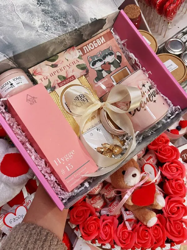 Готовые подарки для ваших вторых половинок 🫂 в нашем магазине вы сможете найти как уже готовый подарочный бокс, так и вместе с консультантом собрать его на подходящую для вас сумму🐚 бокс № 1 – 1700₽ бокс № 2 – 2300₽ бокс № 3 – 3000₽ бокс № 4 – 3200₽ наполнение любого представленного бокса можно корректировать❤️ возможна доставка по днр🚕 🛍 адрес: харцызск, улица октябрьская, 41 (бульвар шевченко) 🛍 график работы: ежедневно с 10:00 до 19:00 🛍 доставка по харцызску и другим городам днр 🛍 возможна оплата картой 🛍 контактный телефон: +7(949)317-317-0 💬 реклама - фотография - 4