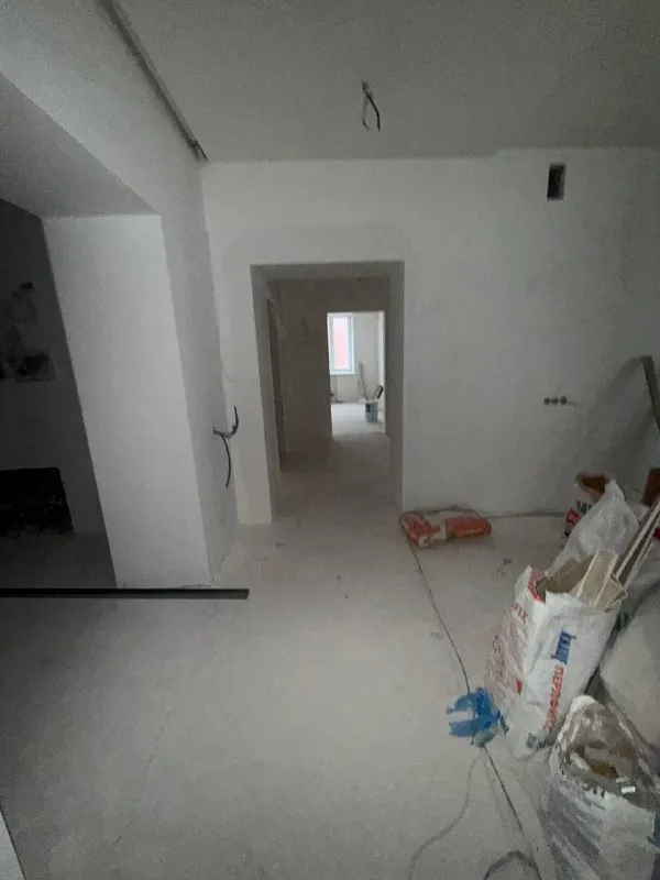 Продажа квартиры под чистовую отделку - 257 квадратных метров 🌇донецк, жк «замковый» 📌 стройте свое пространство с агентством недвижимости город. Вы мечтаете - мы реализовываем💫 🔥квартира продается с парко местом❗️ 🛠 в квартире сделана вся электрика, стяжка, коммуникации, потолки ! ✅консьерж ✅паркинг 🎥 видеонаблюдение ✅собственник в городе 💰стоимость: 13.000.000 ₽ 📲☎️ +79490370636 🛫подписаться  |  дать объявление 📲max - фотография - 4