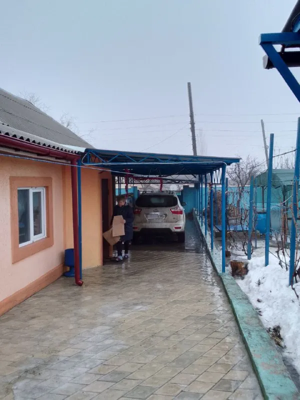 Харцызск. Собственник. Продаётся дом 90 м. Кв. На тресте ул. Артёма с мебелью и техникой. Во всех ко... - фотография