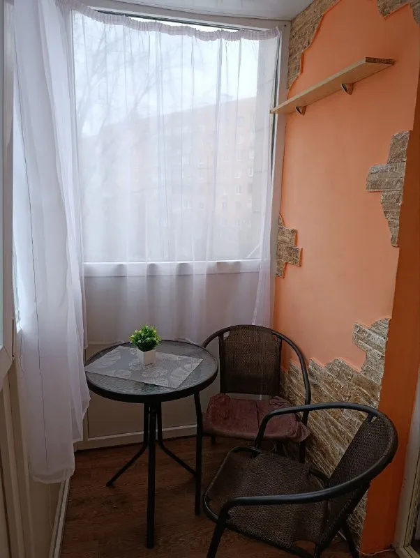 🏡посуточно 1-однокомнатная квартира от собственника. 🌇донецк днр пролетарский район, ул. Раздольная📌 ✅свежий ремонт❗️ ✅уютная квартира для вашего комфортного проживания. ✅чистота и безопасность - тщательная уборка и дезинфекция после каждого гостя. ✅полная комплектация - wi-fi, телевизор, фен, утюг, кондиционер, стиральная машина, тапочки, средства гигиены, чистые полотенца и постельное белье. 💦 🚿 вода холодная и горячая 24/7 круглосу. .. Egram. Org/img/emoji/40/f09f918d. Png')">👍удобная лоджия для курения. 🚫 квартира не сдается для вечеринок и шумных компаний. 📍при необходимости предоставление электронных чеков. 🔥заселение 24/7 ⏰заезд в 13.30. Выезд 12.00. 💰стоимость 5.500 руб/сутки + залог 5.000 рублей. ✍️предложу другие варианты 📲☎️+79498479831 ирина 📨подписаться - фотография - 3