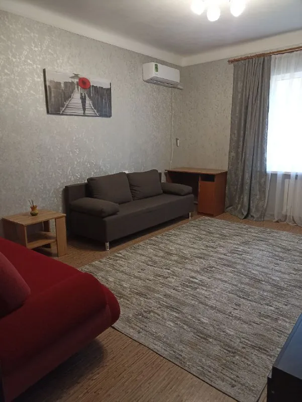 Квартиры посуточно, сдам 2-х комнатную квартиру 📍харцызск, центр. Уютная квартира после ремонта! В квартире есть все для комфортного проживания: - вода круглосуточно❗️❗️❗️ - холодильник, стиральная машинка, микроволновка - смарт тв, wi-fi - полотенца, постельное бельё, тапки, посуда. - двухспальная кровать - два раскладывающихся дивана - утюг, фен, сушка для белья, гладилка - кондиционер ✅ курение в квартире категорически запрещено❗️❗️❗️ ✅ квартира не сдаётся для проведения вечеринок и других шумных мероприятий. ✅ есть залоговая сумма(возвращается после уборки) ✔️отчетные налоговые документы для организаций ❗️ ❗️заезд после 14.00 в любое время ❗️выезд в 12.00. Есть залоговая сумма, возвращается после уборки тел. , телеграм: 📞+7(949) 561-40-65❗️ vk. Com/kv. Posut. Harcyz - фотография - 5