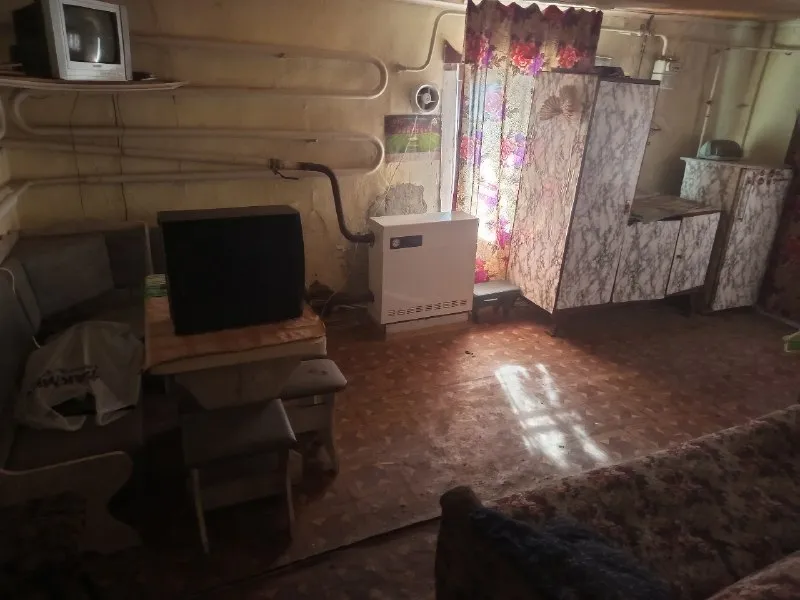 Продаётся двухэтажный газифицированный дом со всеми удобствами, во дворе гараж. Иловайск, ул тимирязева 32 +79493833954 +79496276527 +79490750421 3500000 р ▪️ недвижимость большого харцызска 👈 подписаться ▪️ разместить объявление ▪️ обсудить - фотография - 3